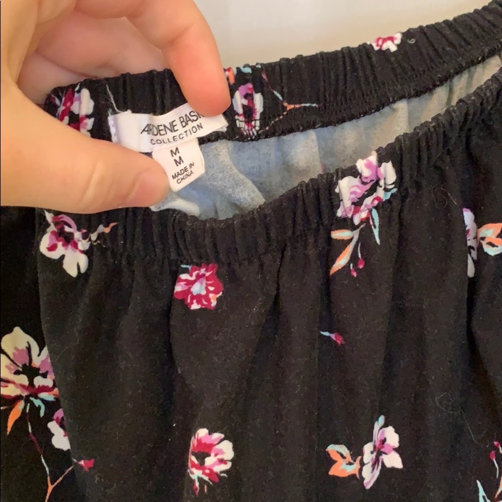 ✨ Floral Romper - Picture 6 of 6
